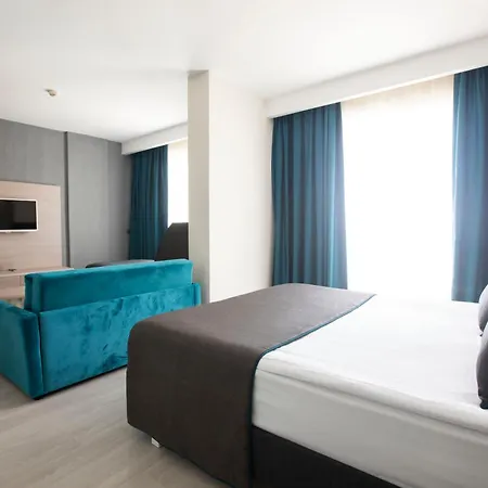 Falcon Otel 4*